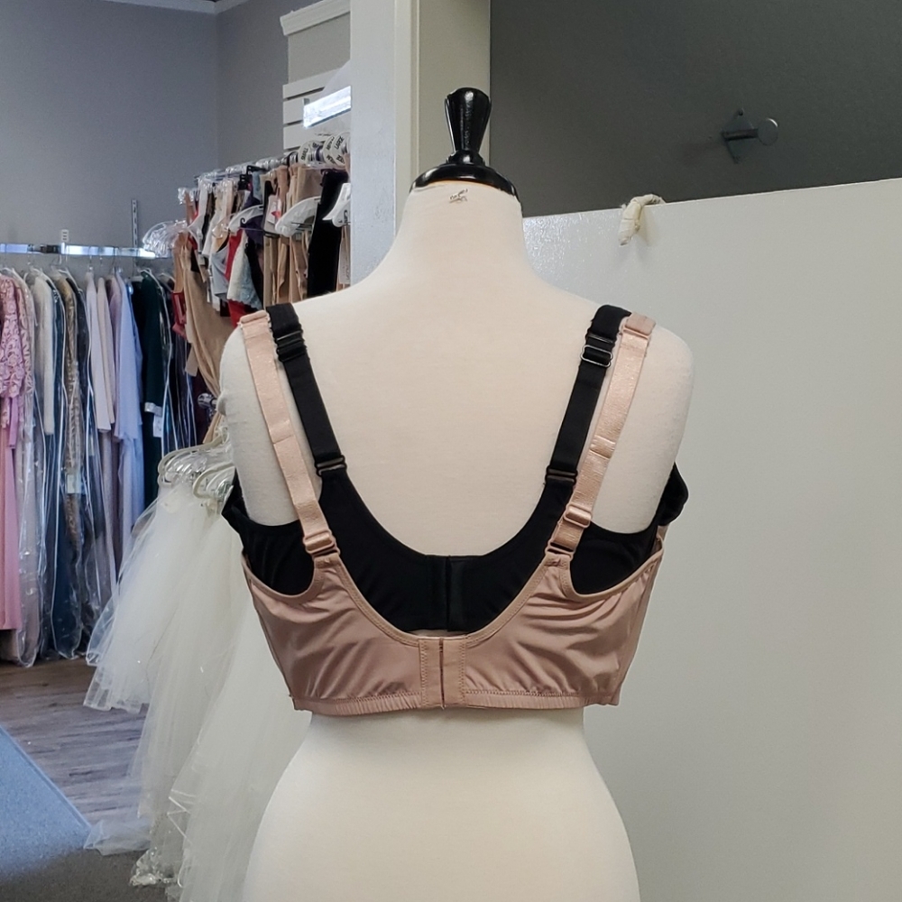 Bras - Picture 2 of 3